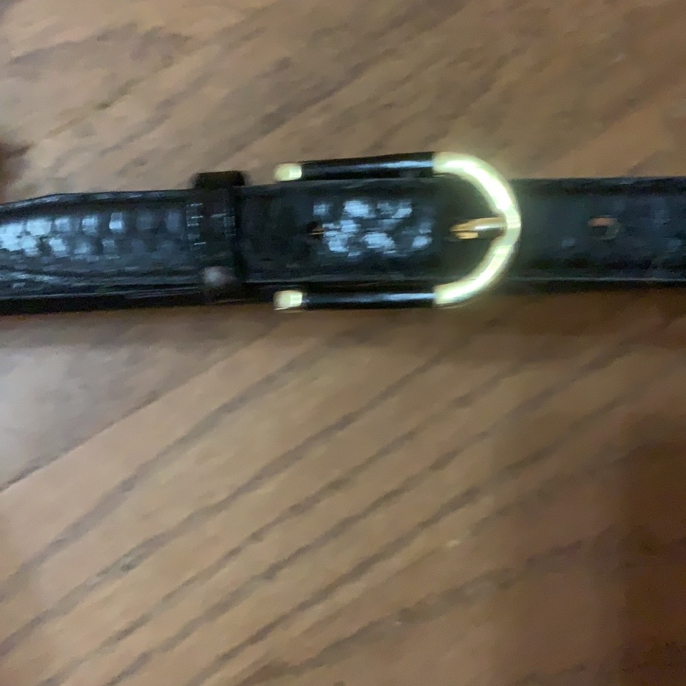 Vintage black snake skin belt Medium